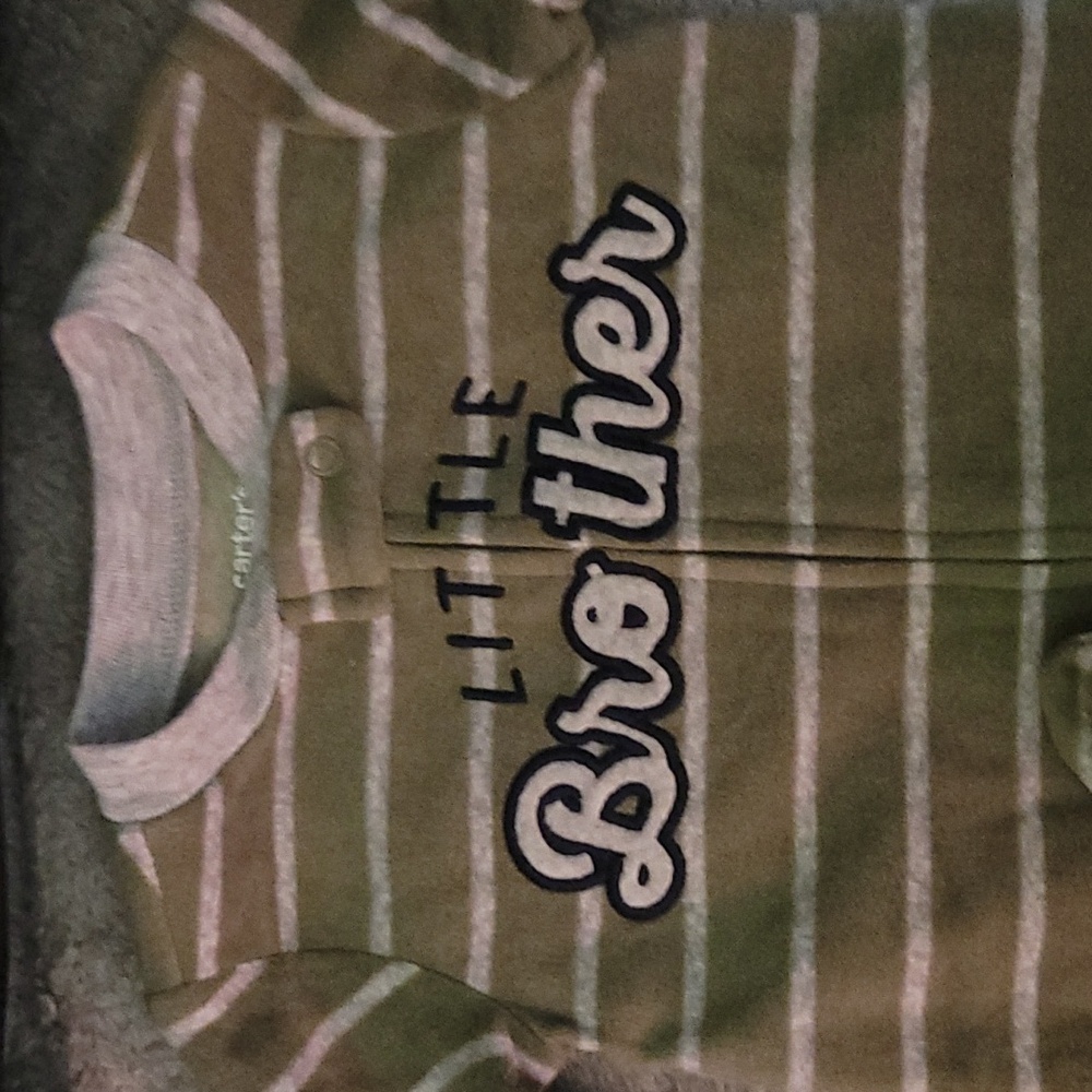 Carter's 2 Way Zipper Sleep Onesie NWT Size 9 months - Picture 2 of 4